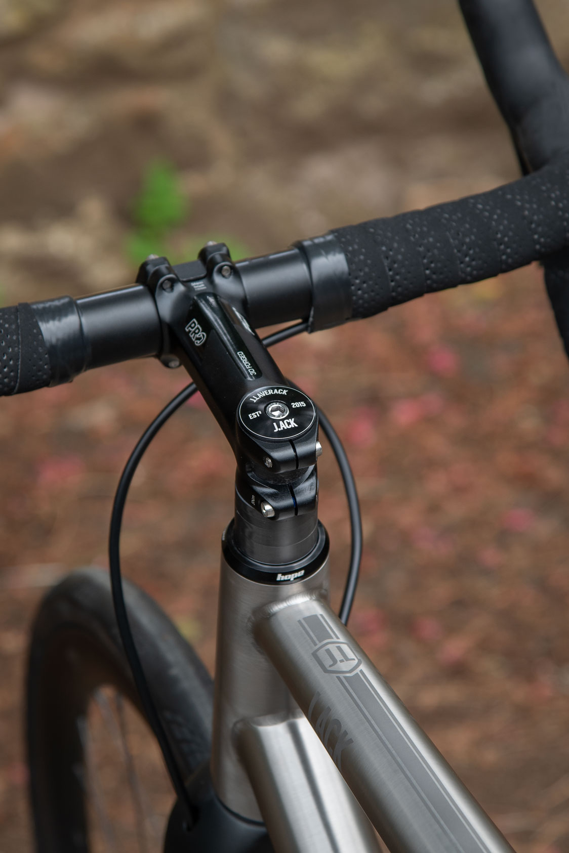 J.Laverack J.ACK II Di2 AR36 wheels - 24