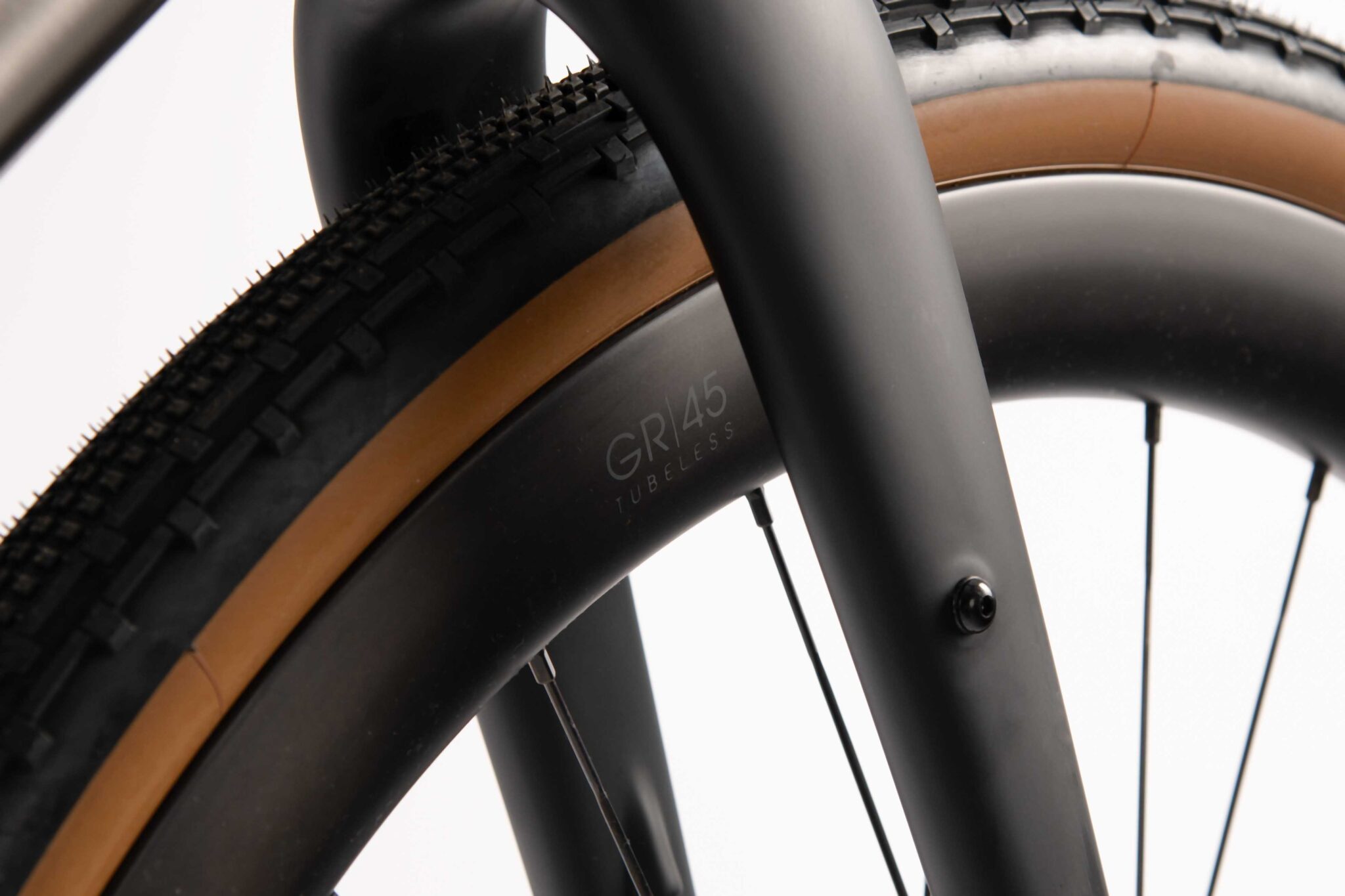 GRiT-III-SRAM-RED-ENVE-In-Route-07