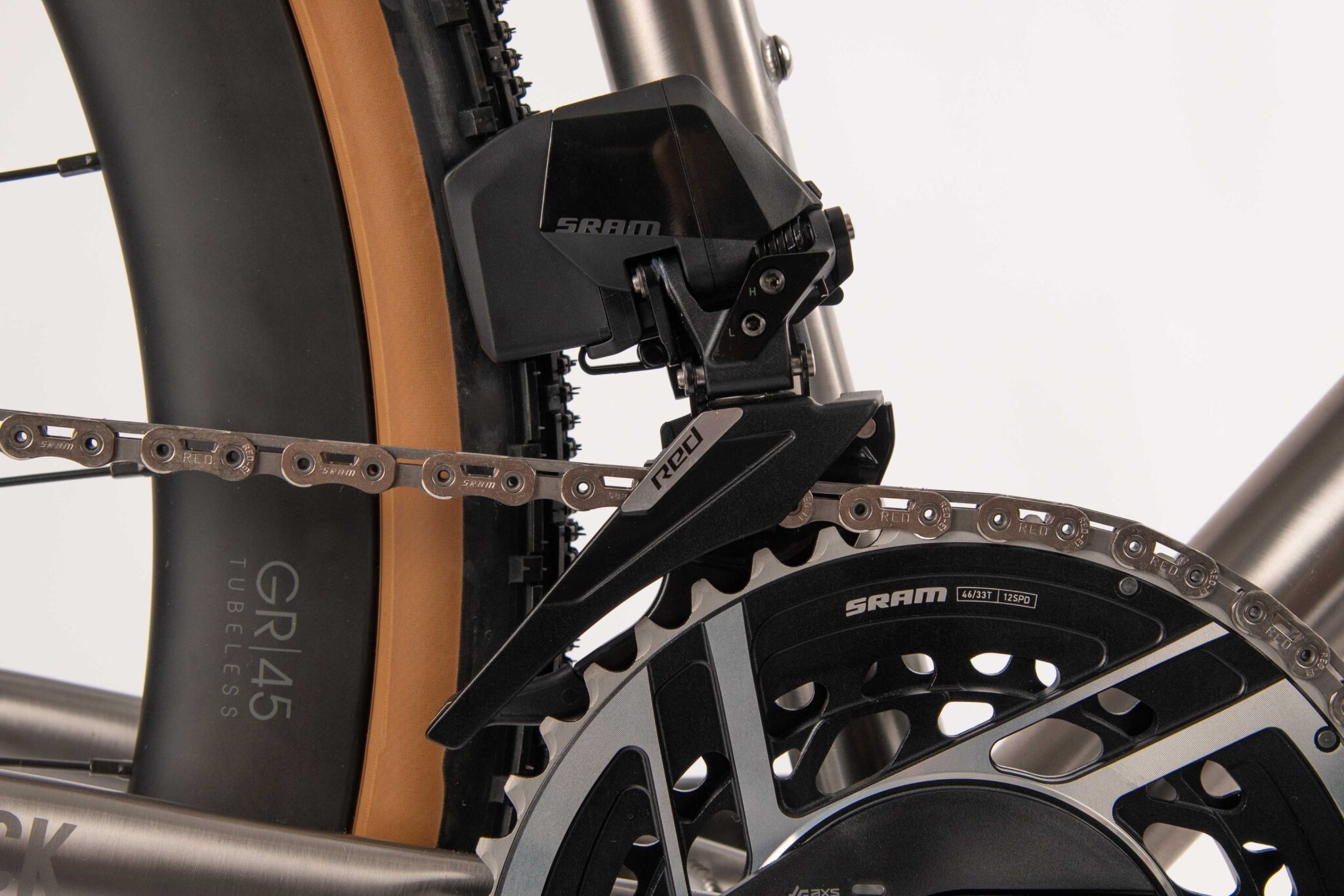 GRiT-III-SRAM-RED-ENVE-In-Route-14
