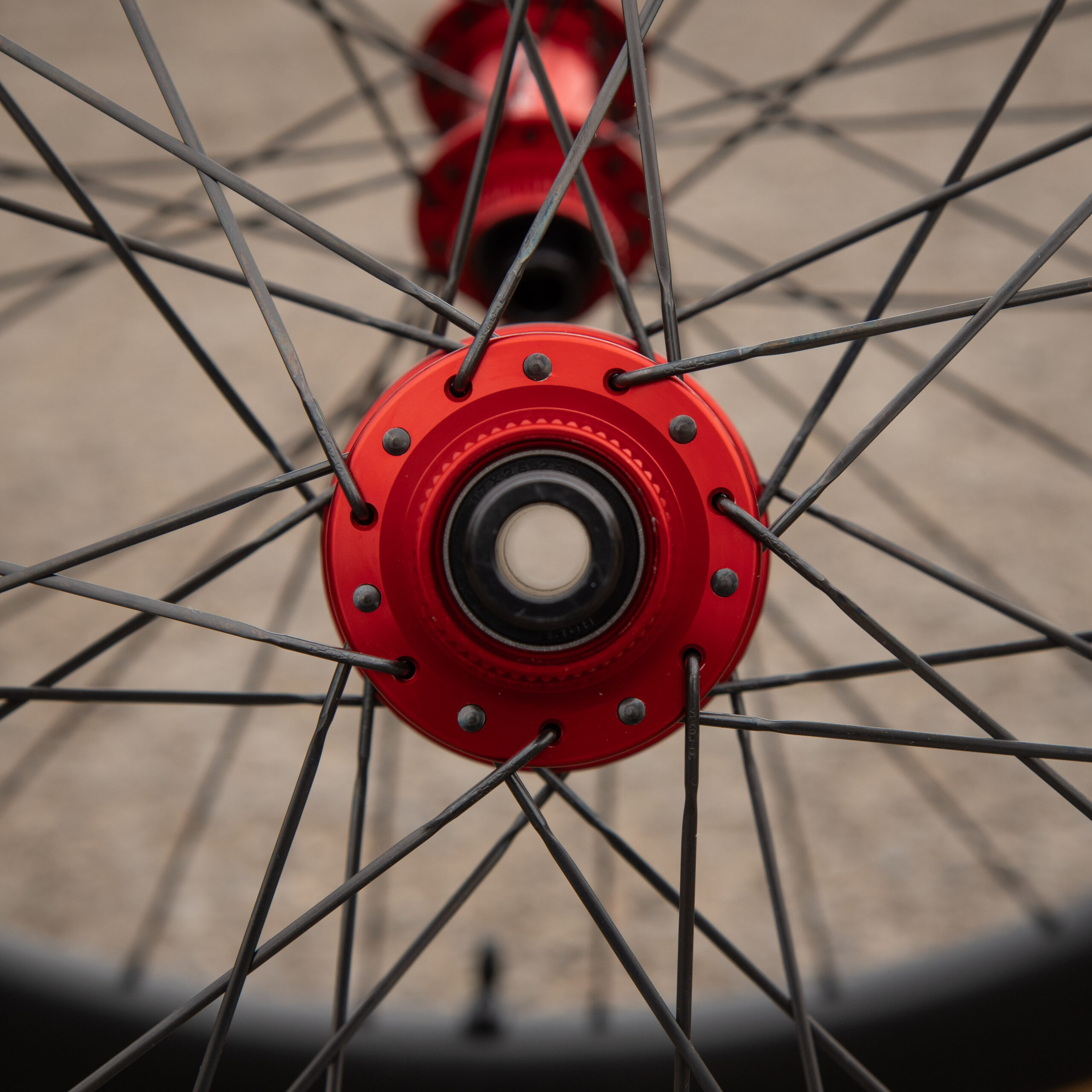 ÆRA-GR-45-Carbon-Red-Hope-08 ÆRA-GR-45-Carbon-Red-Hope-08