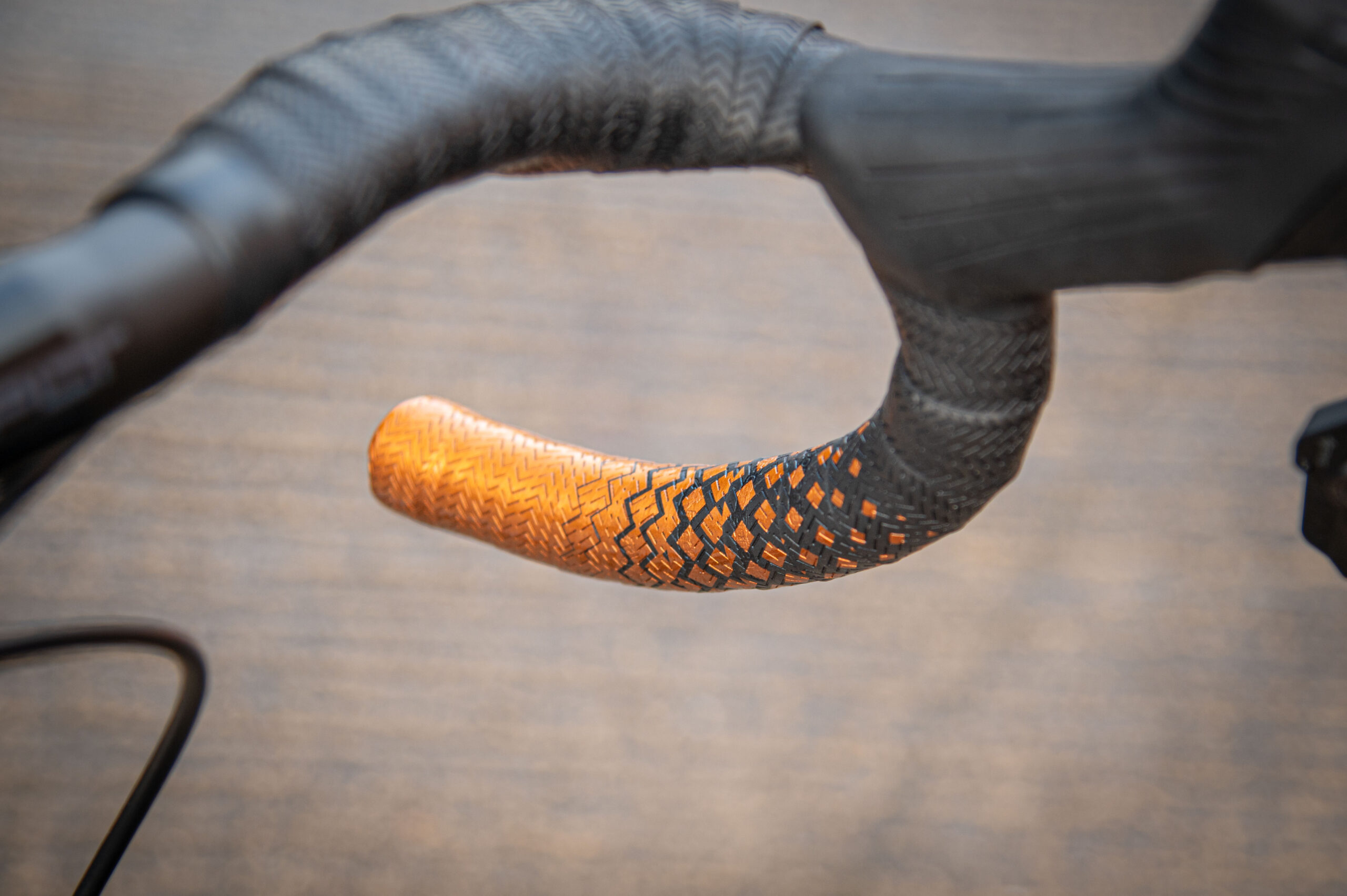 JACK-UDH-SRAM-Force-Painted-Orange-Blue-Web-Res-09