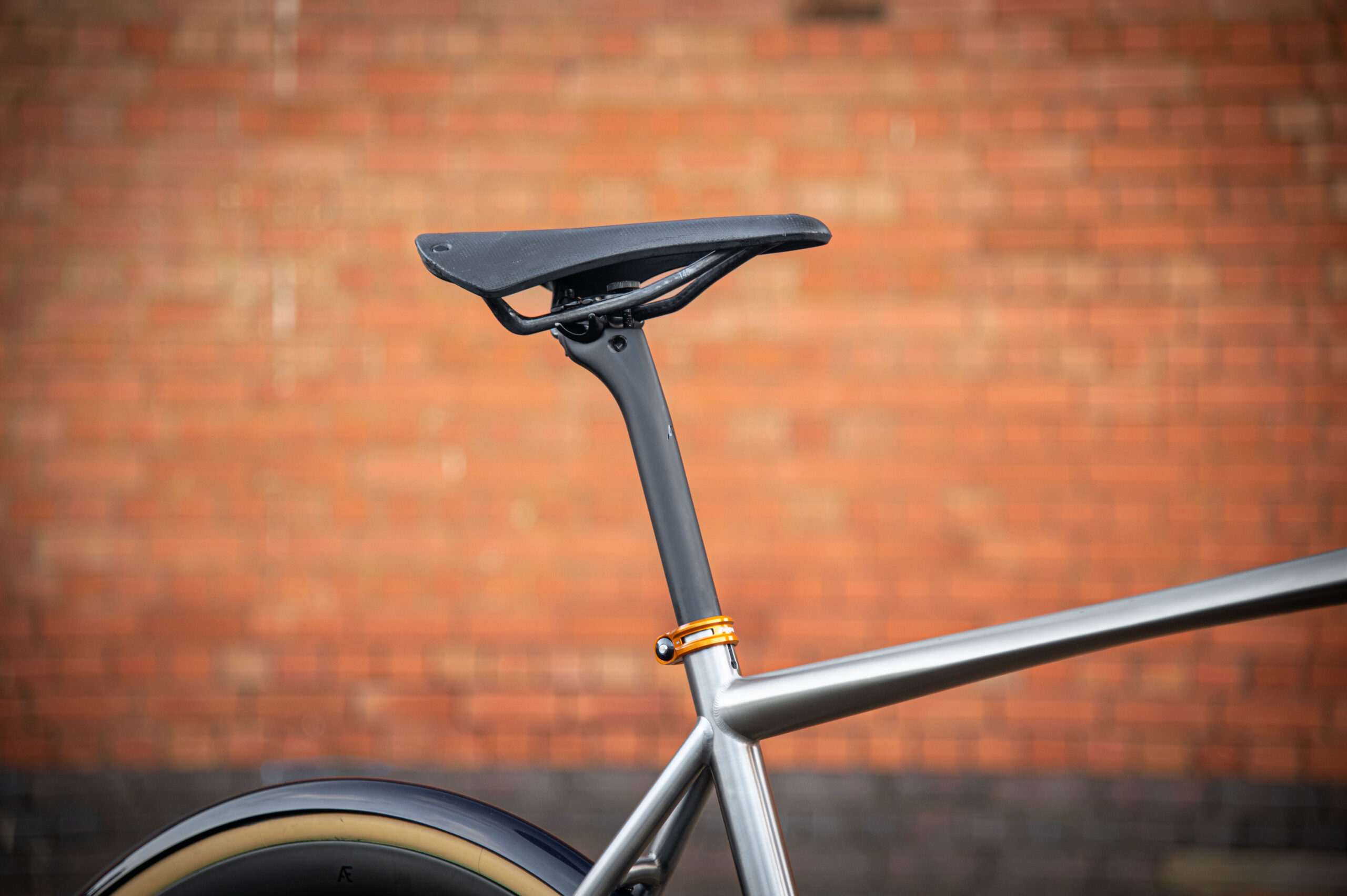 JACK-UDH-SRAM-Force-Painted-Orange-Blue-Web-Res-25