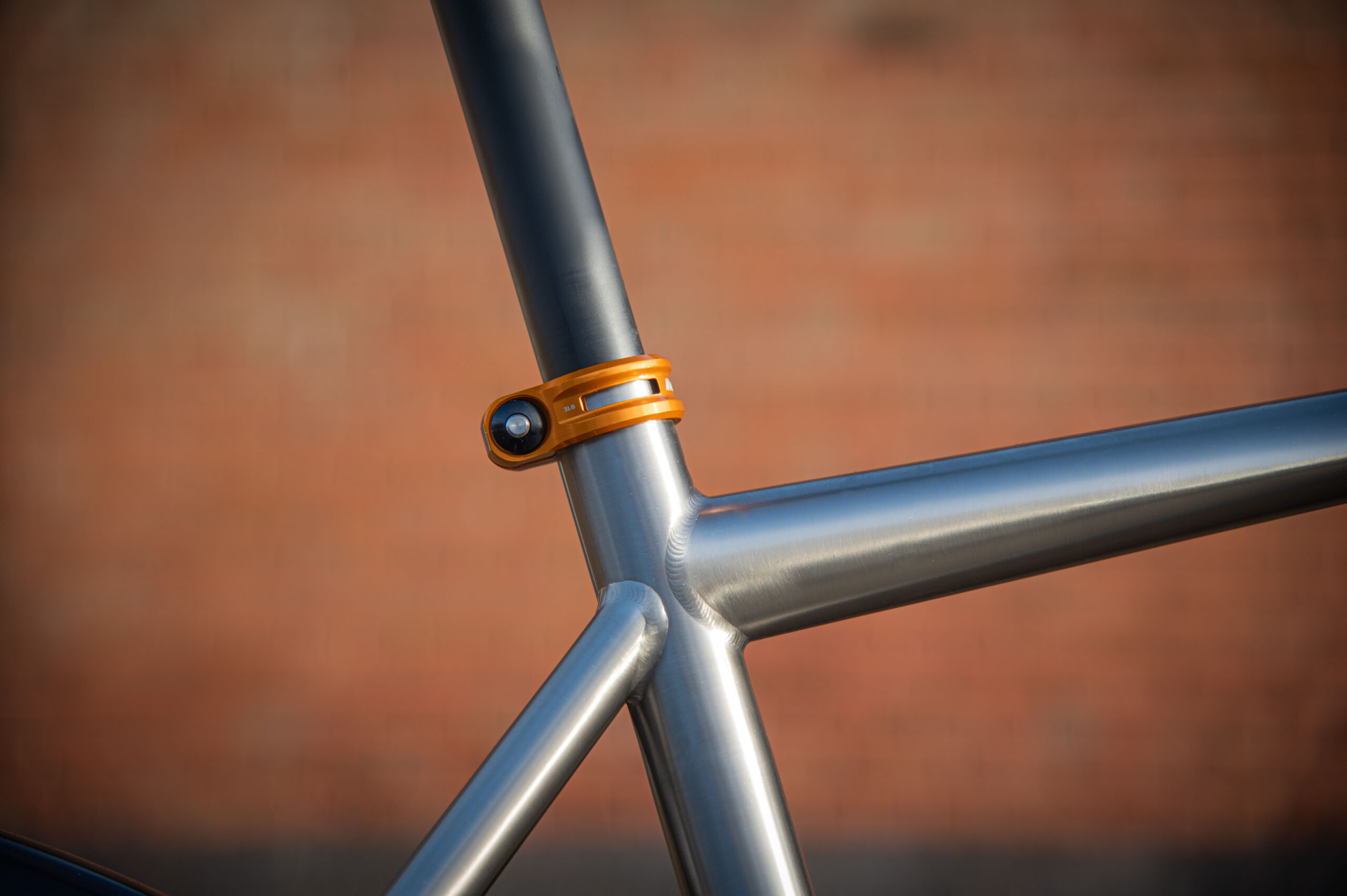 JACK-UDH-SRAM-Force-Painted-Orange-Blue-Web-Res-28