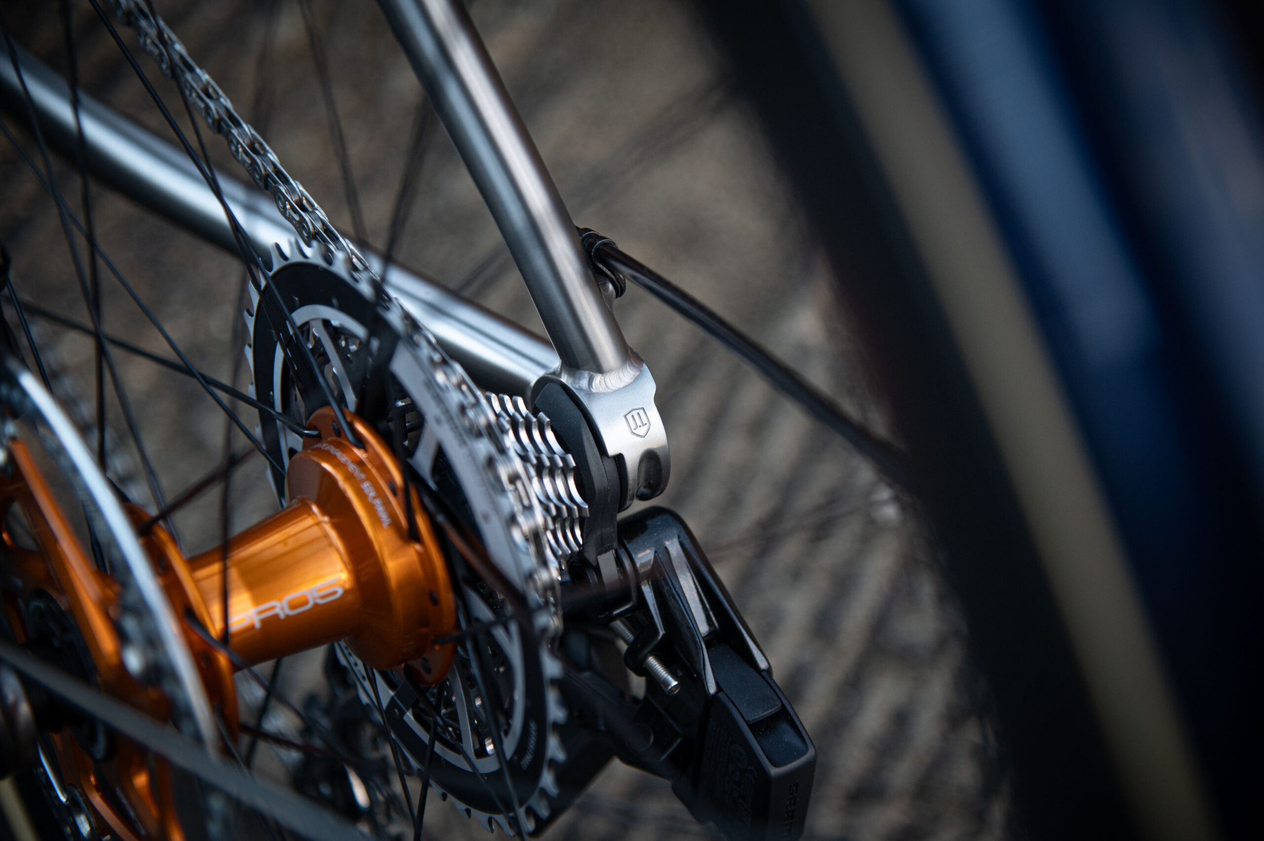 JACK-UDH-SRAM-Force-Painted-Orange-Blue-Web-Res-31