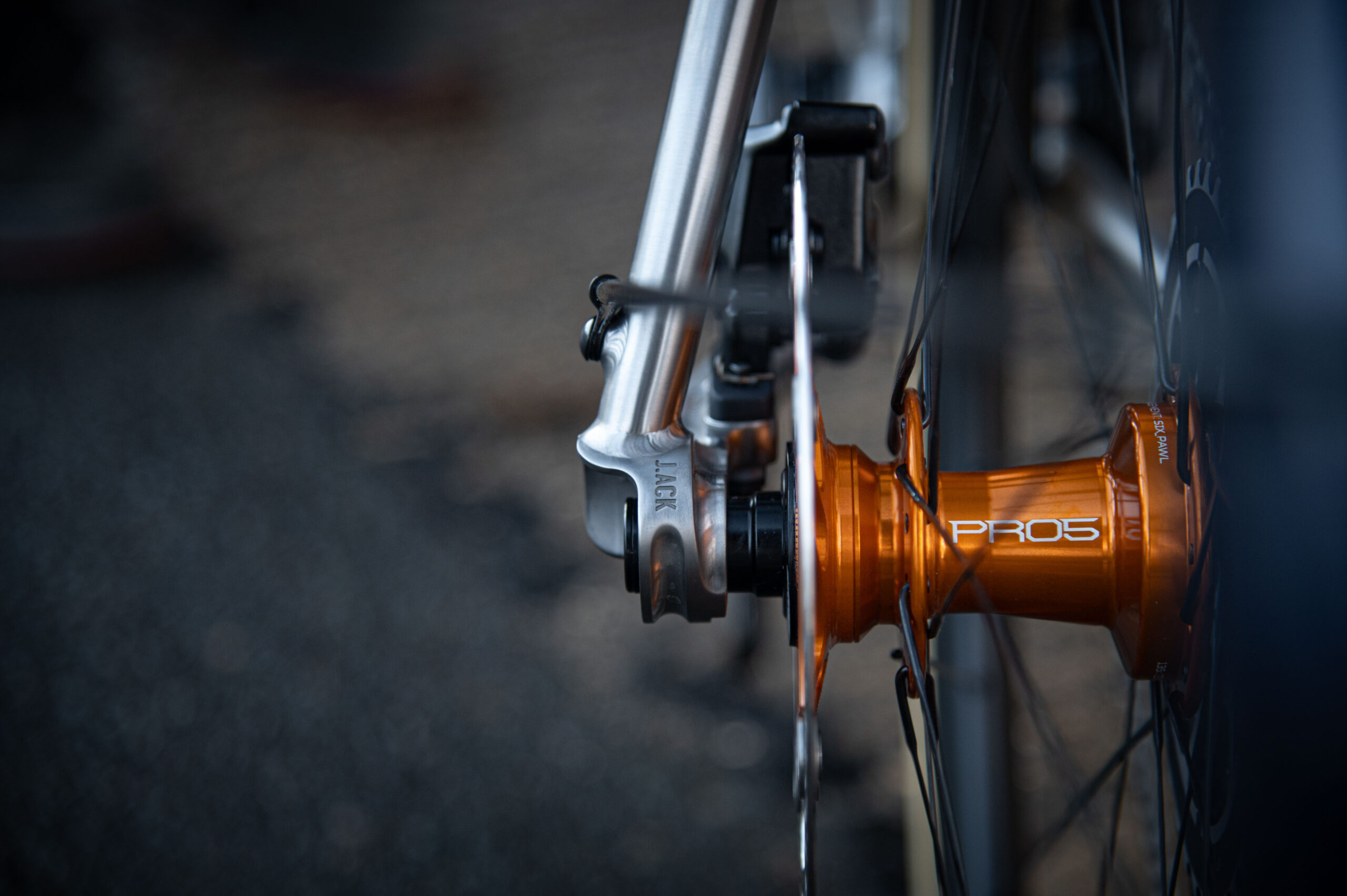 JACK-UDH-SRAM-Force-Painted-Orange-Blue-Web-Res-32