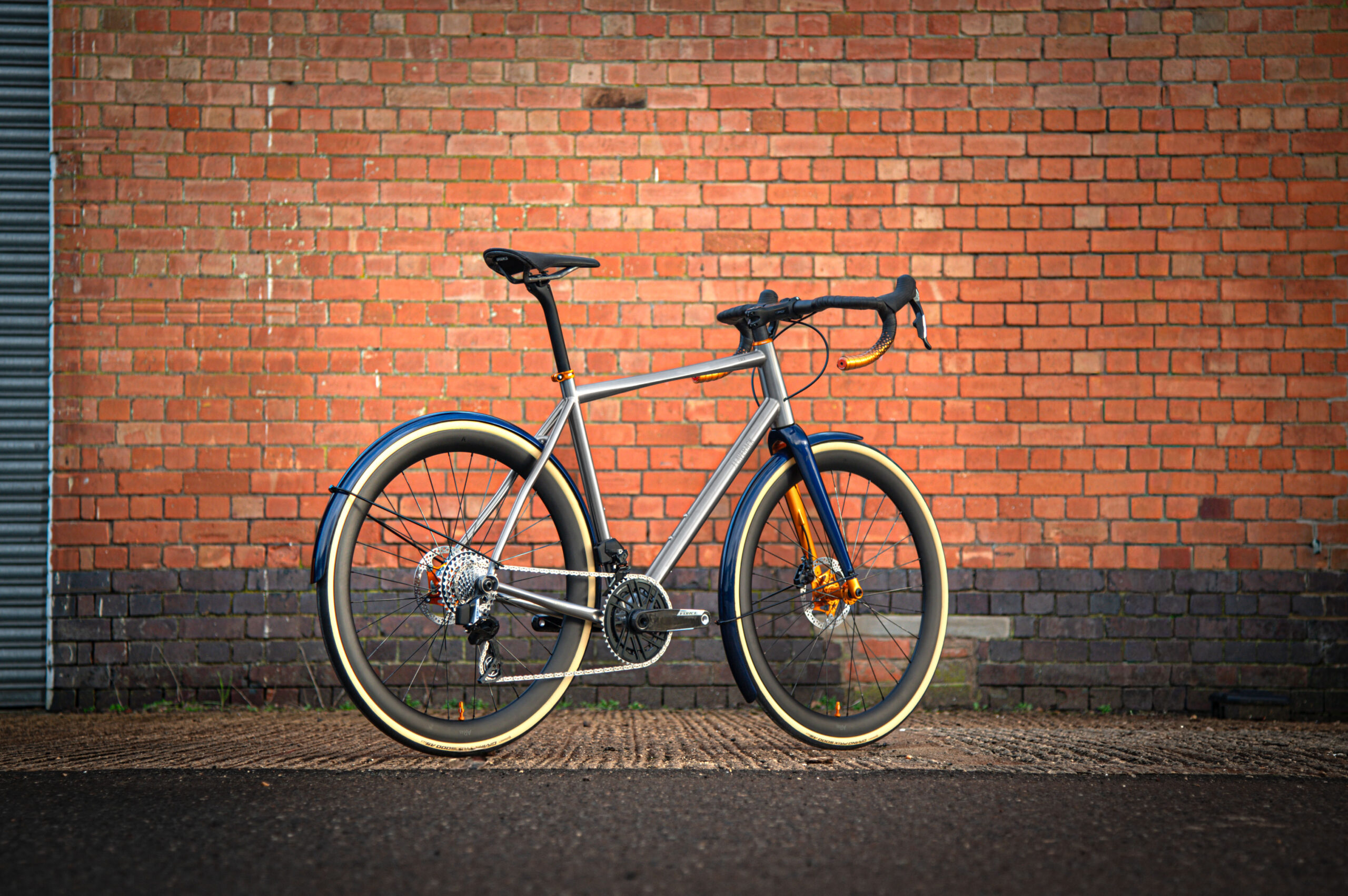JACK-UDH-SRAM-Force-Painted-Orange-Blue-Web-Res-36